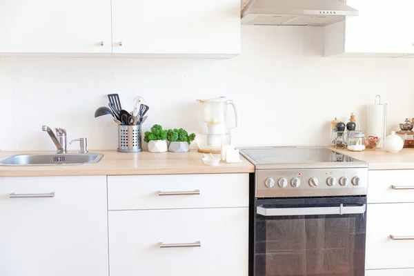 Scandinavische Klassieke Minimalistische Keuken Met Witte Houten Details Moderne Witte — Stockfoto