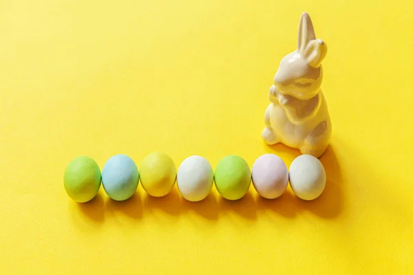 Feliz Concepto Pascua Preparación Para Las Vacaciones Dulces Pascua Huevos —  Fotos de Stock