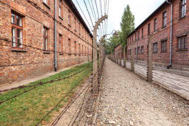 Polonya 'daki Auschwitz-Birkenau Nazi toplama kampı müzesi. Auschwitz Oswiecim II. Dünya Savaşı ve Yahudi Soykırımı sırasında işgal altındaki Polonya 'daki Yahudi hapishanesi
