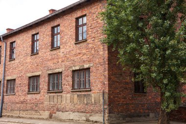 Polonya 'daki Auschwitz-Birkenau Nazi toplama kampı müzesi. Auschwitz Oswiecim II. Dünya Savaşı ve Yahudi Soykırımı sırasında işgal altındaki Polonya 'daki Yahudi hapishanesi