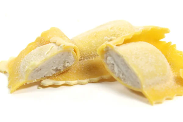 Pasta ripiena di gorgonzola e noci — Foto Stock