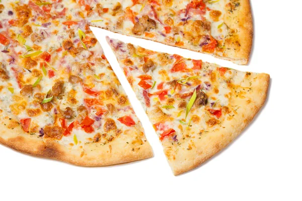 Ranczo pizza na białym tle — Zdjęcie stockowe