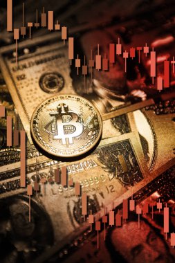 Bitcoin BTC dolar kripto para birimleri ve arka planda düşen grafikler.