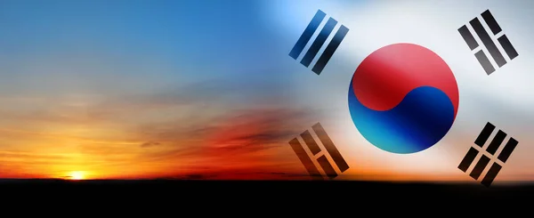 Corea Del Sur Ondeando Bandera Sobre Hermoso Fondo Naranja Del — Foto de Stock