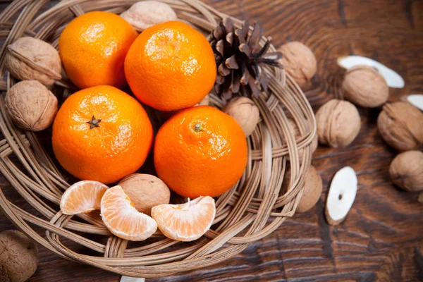 Tangerines on wooden table — Stock Photo, Image