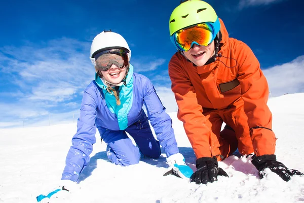 Een paar op berg vakantie. Dolomiti Superski, Itlay — Stockfoto