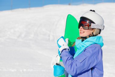 bir snowboard Dolomiti Alps üst portresi