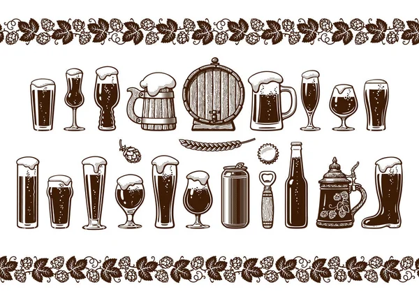 Çeşitli bira bardakları ve kupalar. Kusursuz sınır. Beyaz arkaplanda el çizimi stili vektör çizimi izole edilmiş. Bira fabrikası, bira festivali, bar, bar dekorasyonu için tasarım malzemeleri.