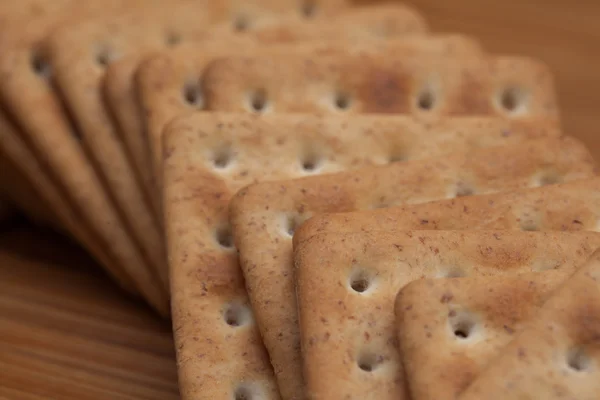 Сухе печиво на столі — стокове фото