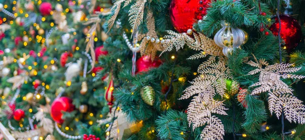 Festligt Dekorerade Vackra Grenar Julgran — Stockfoto