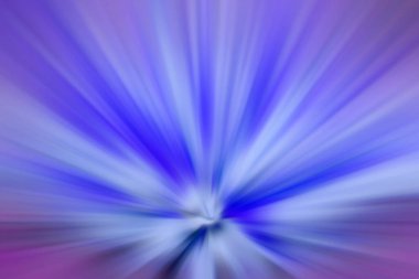 Dinamik mavi ışınlar. Uzayda bir parlama perspektife giriyor.