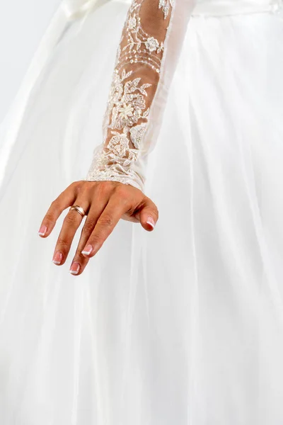 Λευκό Φόρεμα Της Νύφης Ελαφριά Υφή Υφάσματος Παραδοσιακά Ενδύματα Γάμου — Φωτογραφία Αρχείου