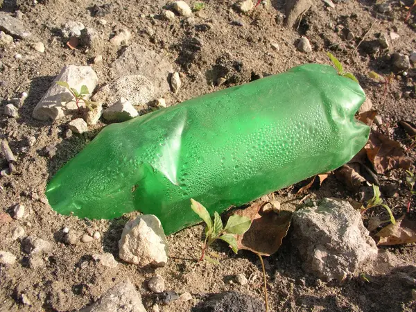 Bir depolama plastik şişede — Stok fotoğraf