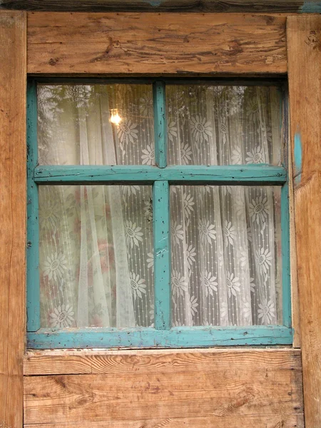 Fenster des alten Hauses — Stockfoto