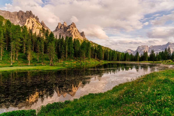 Landscape, Mountain and reflection near Antorno Lake, Dolomites Alps – stockfoto