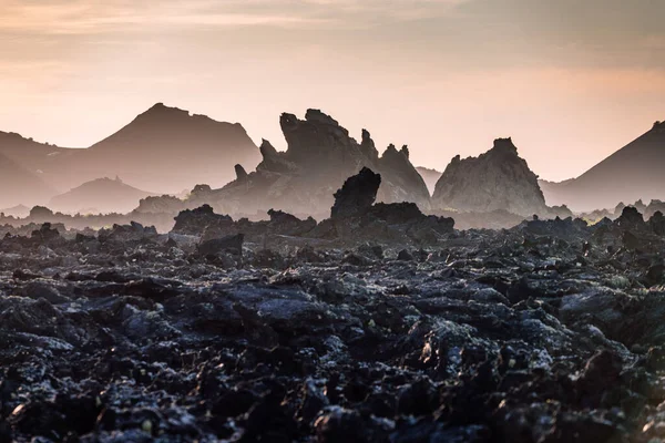 Timanfaya, Paisaje Volcánico en la Isla de Lanzarote. Islas Canarias —  Fotos de Stock