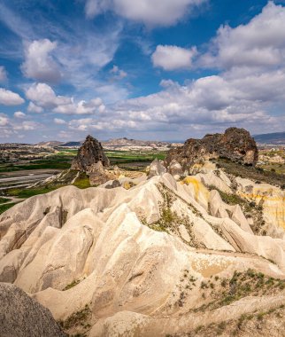 Kapadokya, kaya oluşumu ve mavi gökyüzü. Anadolu, Türkiye