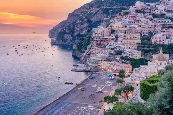 Sunset in Positano, Amalfi Coast, Salerno, Campania, Olaszország — Stock Fotó