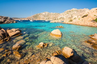 Cala Coticcio, La Maddalena 'da harika bir körfez, Sardinya, İtalya