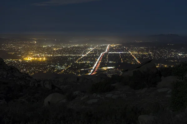 Rocky bergstoppen natt - södra Kalifornien — Stockfoto