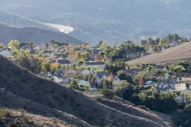California Hillside mahalle Nestled