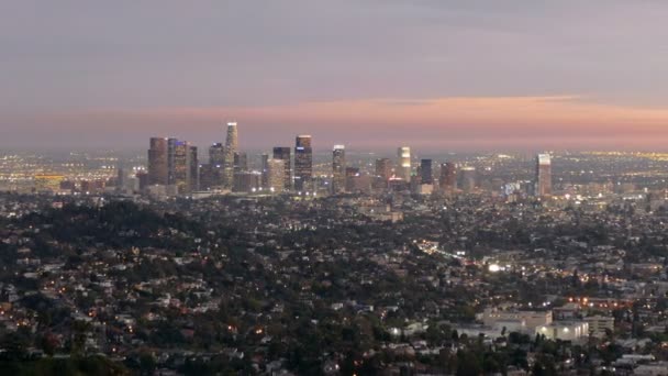 Los angeles dämmerung mit zoom — Stockvideo