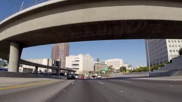 Nápis Hollywood 101 Freeway - Downtown Los Angeles — Stock video