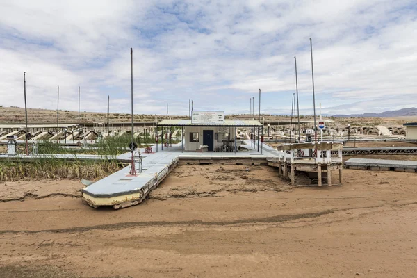 Aszály sújtotta Marina a Mead-tó — Stock Fotó