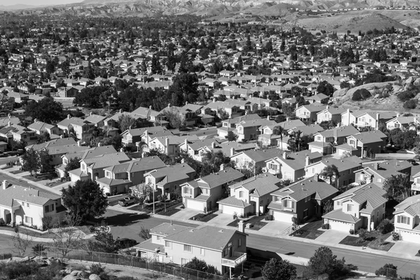 Kalifornien Vorstadt Zersiedelung schwarz und weiß — Stockfoto