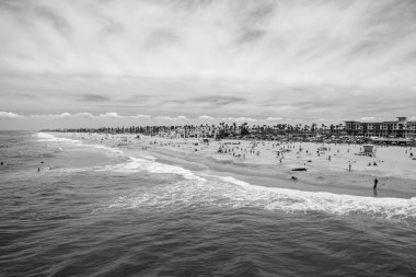 Huntington Beach California siyah ve beyaz
