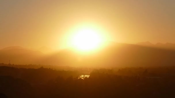 Valle de San Fernando Los Angeles Sunrise Time Lapse with Zoom — Vídeos de Stock