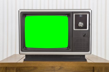 Tabloda yeşil ekran ile analog taşınabilir televizyon