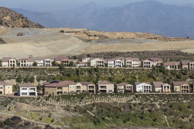 Porter Ranch California yamaç evleri İnşaat