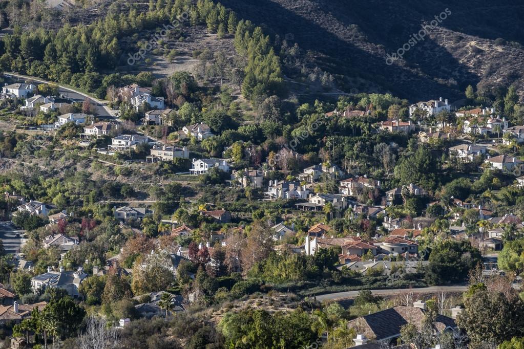 Calabasas California lujo ladera casas 2024