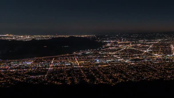 Los Angeles San Fernando Valley Night Mountain View Time Lapse with Pan — Stock Video