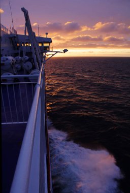 Feribotta - Denizde gün batımı