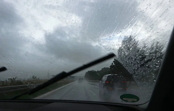 Starkregen Auf Einer Autobahn Gewitter Während Der Autofahrt — Stockfoto