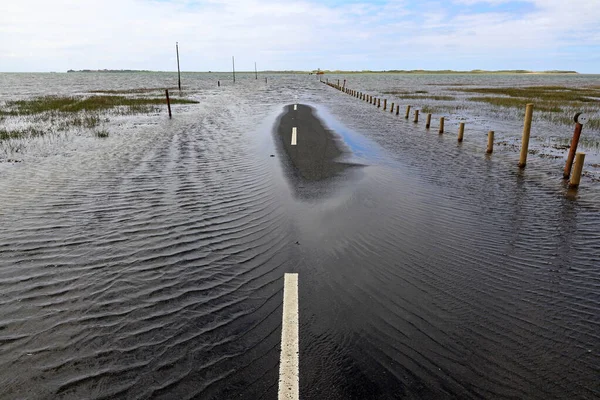 High Water Has Completely Flooded Road Dangerous Storm Lot Rain — ストック写真