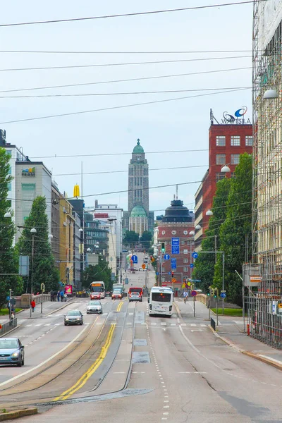 Gyönyörű Kilátás Központi Utcán Autók Főváros Helsinki Finnországban — Stock Fotó