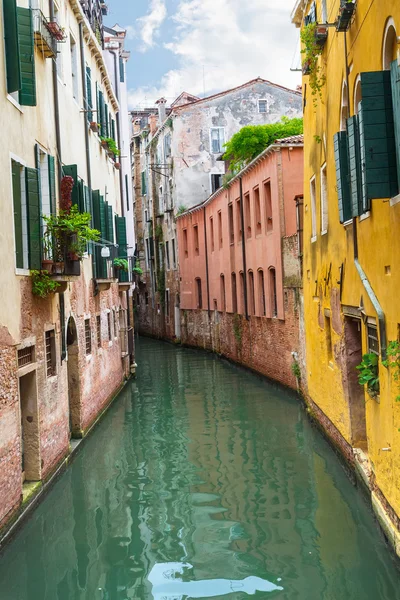 ヴェネツィア,イタリアの運河 — ストック写真