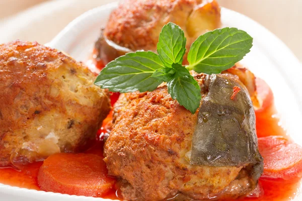 Pesce Gefilte sul piatto primo piano . — Foto Stock