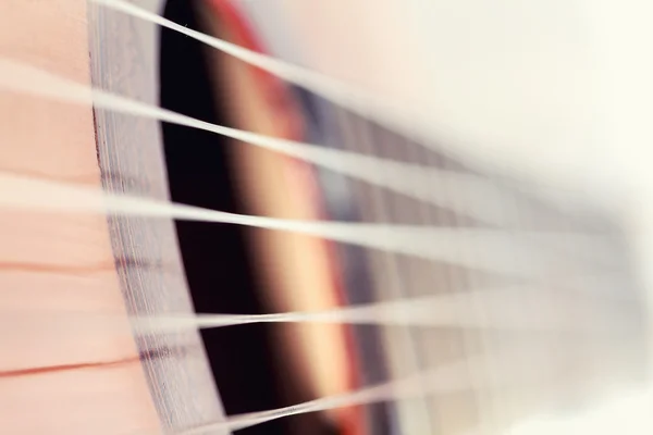 Κλασσική κιθάρα με ρηχό βάθος πεδίου — Stockfoto