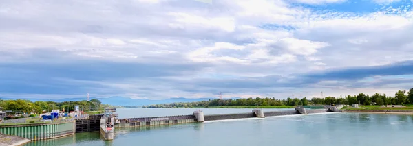 Panorama över Rhen i Tyskland — Stockfoto