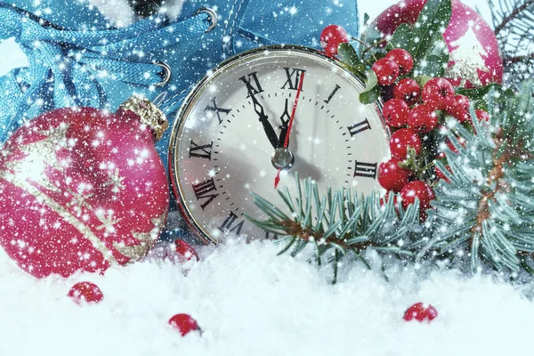 New Year clock with Christmas balls and fir branches — Stock Photo, Image