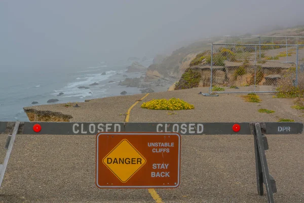 Eroding Unstable Cliffs Campground Abalone Point Pacific Ocean Mendocino County — Stock Photo, Image