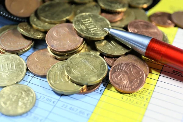 Bozuk paralar ve hesap makinesi parası