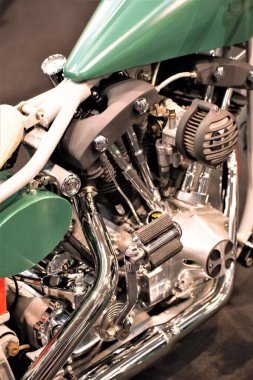 Motosikletin tekerine yakın çekim