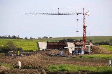 yol çiftliğindeki kamyon