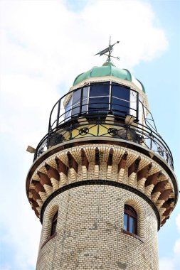 Eski kule mimari binası