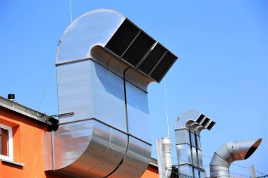 Bir çatı görüntüsü, bina